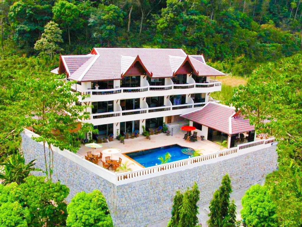 Aksarai Hotel Patong المظهر الخارجي الصورة