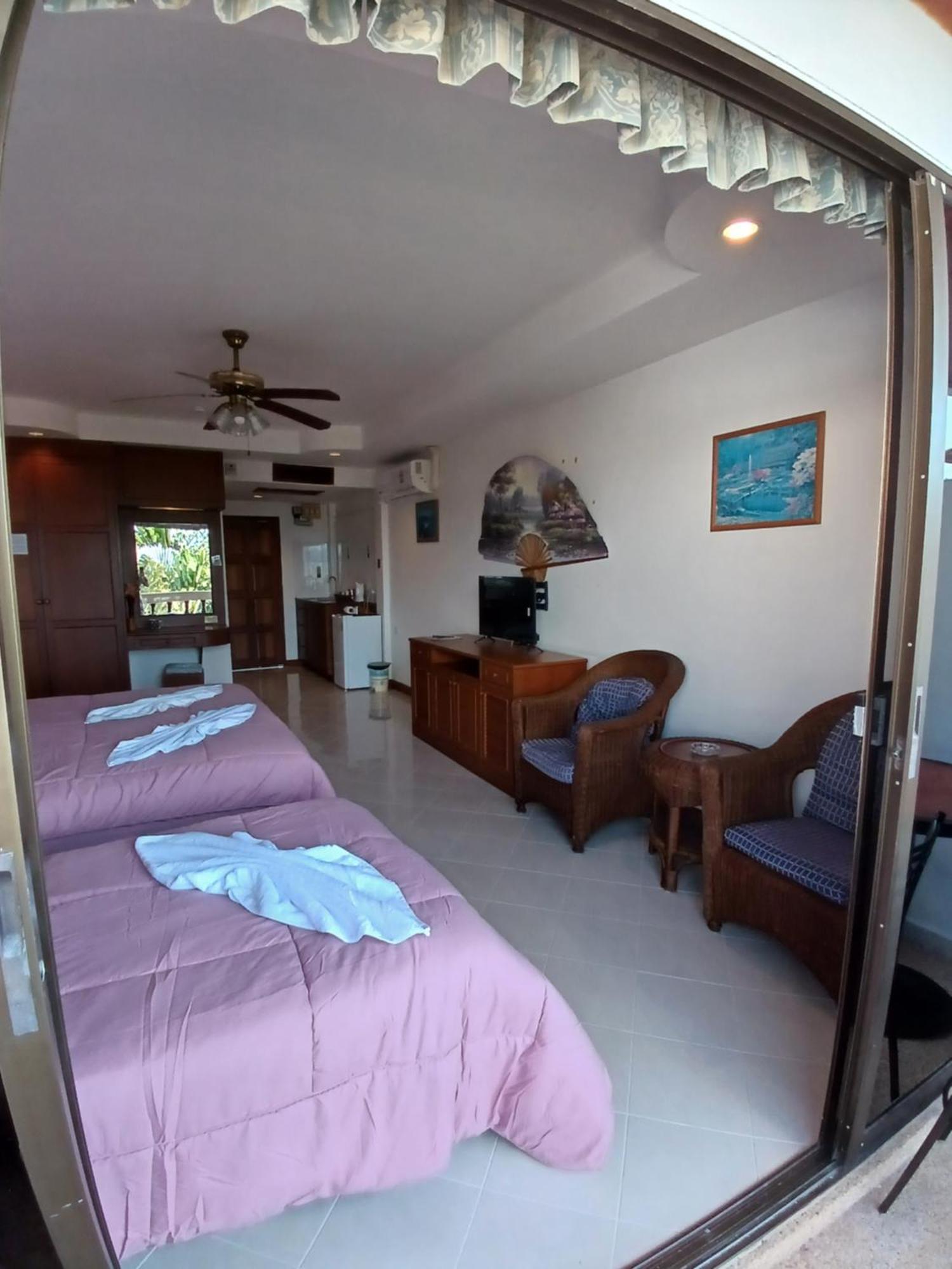 Aksarai Hotel Patong المظهر الخارجي الصورة